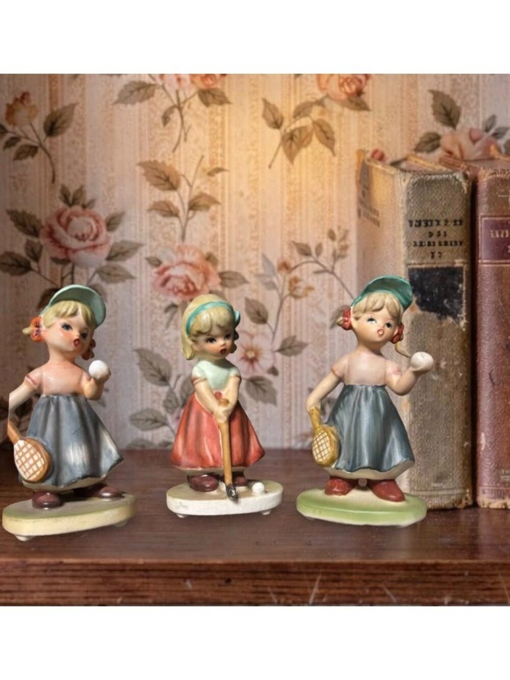 Vintage NAPCO Ceramic Figurines Set Of 3 Girls Sports Theme Tennis Golf Figurine - Picture 2 of 3